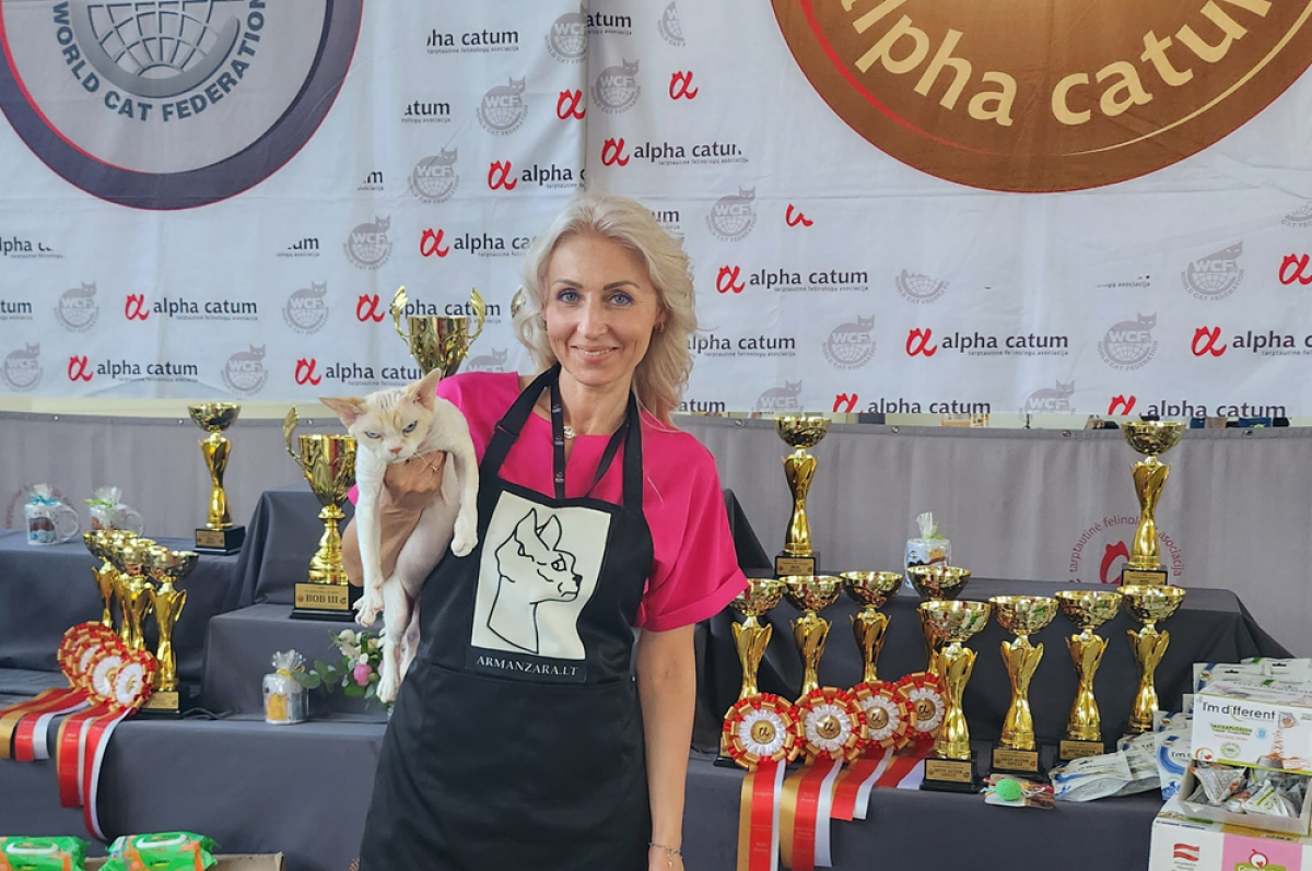 Išmokusi kompiuterinio projektavimo klaipėdietė dizainą kuria ir katėms 